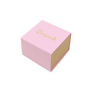 Caja de cartón para anillo o pendientes color rosa 48x48x23 mm SL-42-RS-K