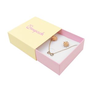 Caja de cartón para colgante o conjunto color amarillo 83x83x33 mm SL-81-AM-RS