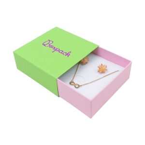 Caja de cartón para colgante o conjunto color verde 83x83x33 mm SL-81-VE-RS