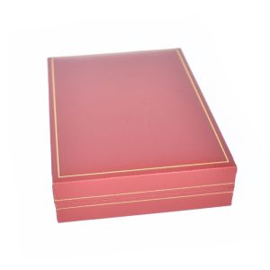 Estuche polipiel rojo para collar 110x155x34 mm. J-15-C-R