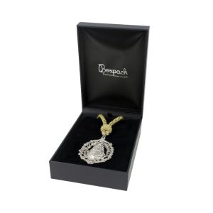 Estuche polipiel negro para medalla con cordon 110x155x50 mm. C-15-MC