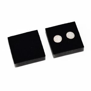 ESPUMA PARA PENDIENTES COLOR NEGRO 37x37x8 mm IE-41-N-8
