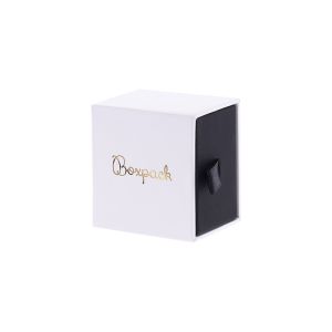 Caja de cartón para anillo o pendientes color blanco 50x55x40 mm PB-1-B