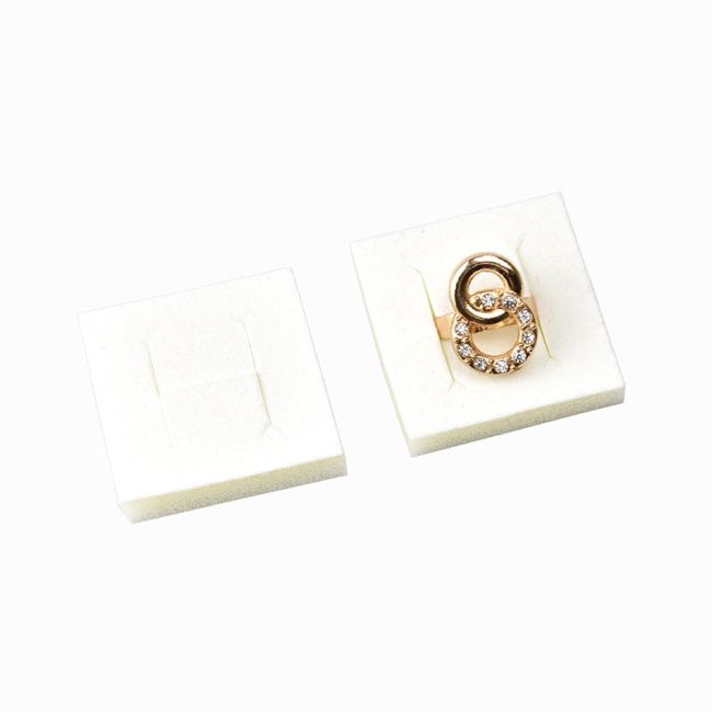 ESPUMA PARA ANILLO O PENDIENTES COLOR BLANCO 45x45 mm IE-42-B