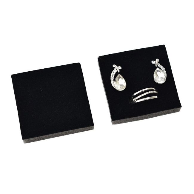 ESPUMA PARA CONJUNTO O COLGANTE COLOR NEGRO 58x58 mm IE-61-N